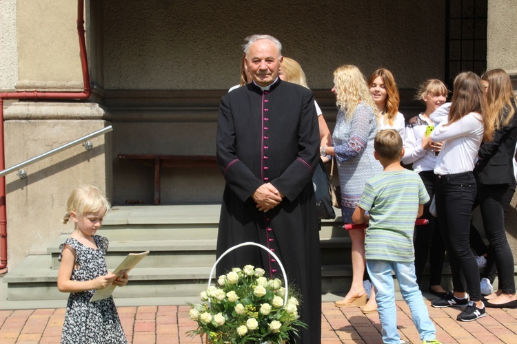 Wilamowice podziękowały ks. prał. Michałowi Bogucie