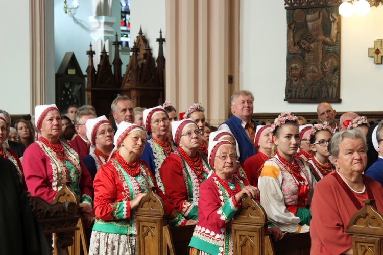 Wilamowice podziękowały ks. prał. Michałowi Bogucie