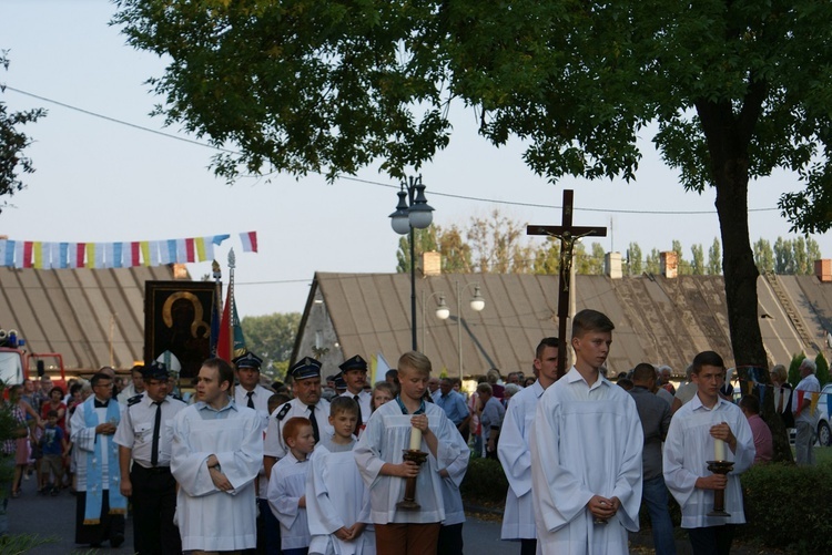 Powitanie ikony MB Częstochowskiej w Guzowie