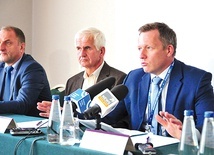 Konferencję prasową z udziałem wicemarszałka poprowadził Rafał Stachura.