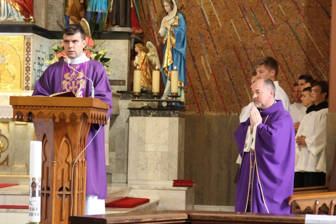 Pogrzeb śp. ks. Tomasza Dzidy w Czechowicach-Dziedzicach