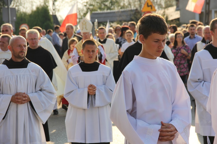 Powitanie ikony MB Częstochowskiej w Miedniewicach