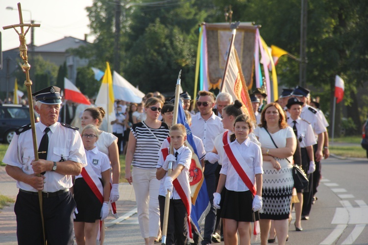 Powitanie ikony MB Częstochowskiej w Miedniewicach