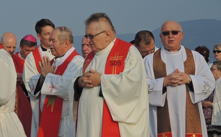 Bielszczanie pod krzyżem na Trzech Lipkach