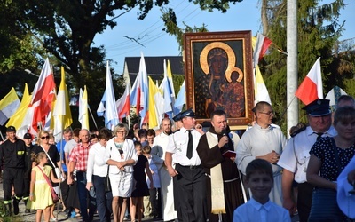 Powitanie ikony MB Częstochowskiej w Jesionce