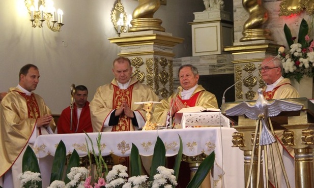 Uroczystościom przewodniczył bp Henryk Tomasik