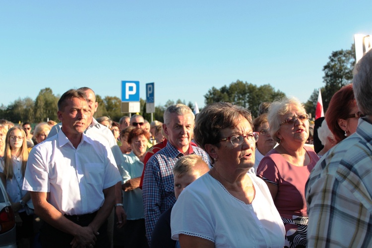 Powitanie ikony MB Częstochowskiej w Radziwiłłowie