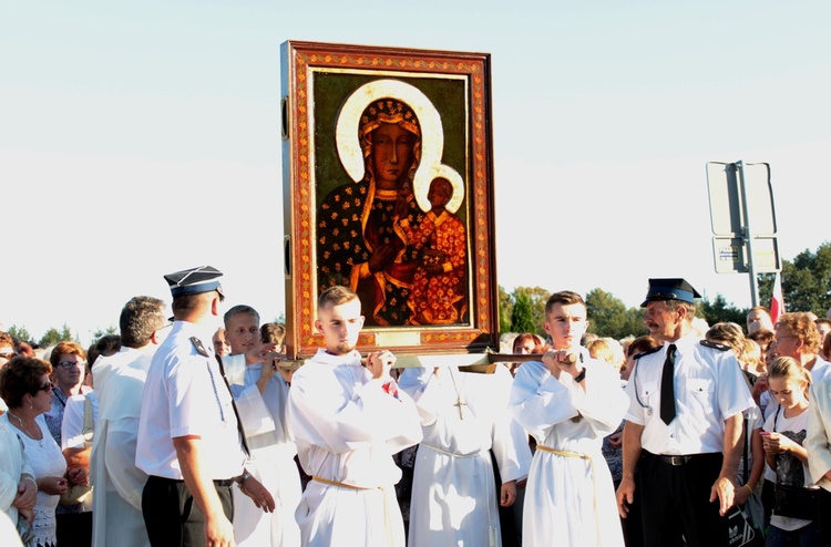 Powitanie ikony MB Częstochowskiej w Radziwiłłowie