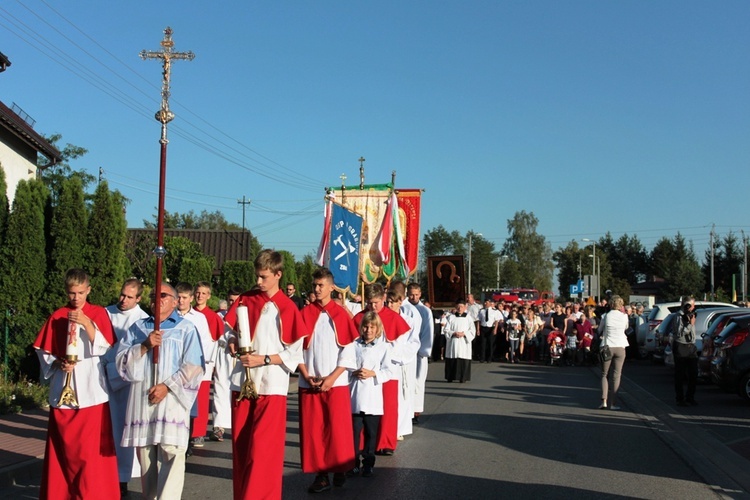 Powitanie ikony MB Częstochowskiej w Radziwiłłowie