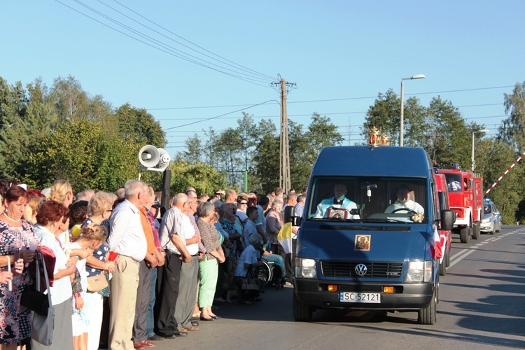 Powitanie ikony MB Częstochowskiej w Radziwiłłowie