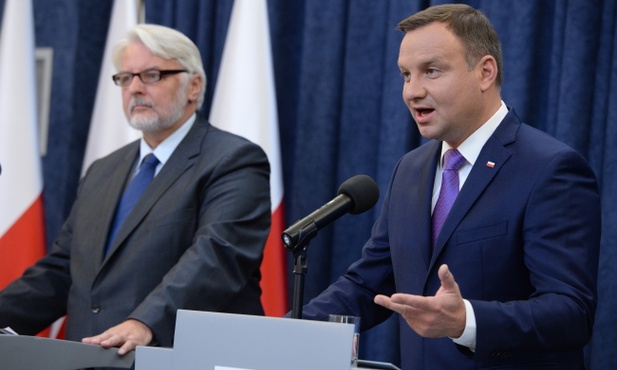 Duda: To, że Rosja nie chce oddać wraku tupolewa powoduje najróżniejsze domysły