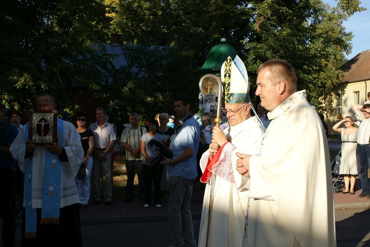 Powitanie ikony MB Częstochowskiej w Puszczy Mariańskiej