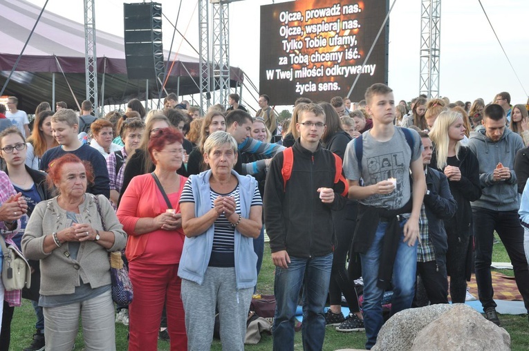 Czuwanie Młodych w Skrzatuszu, cz. II