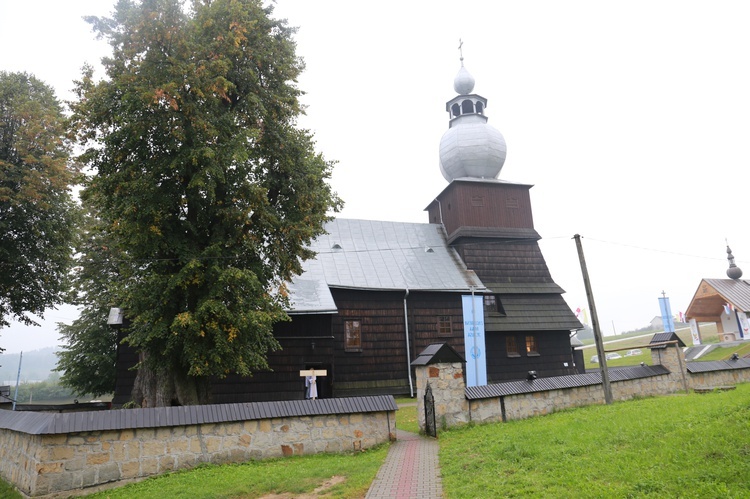 Droga krzyżowa w Czarnym Potoku