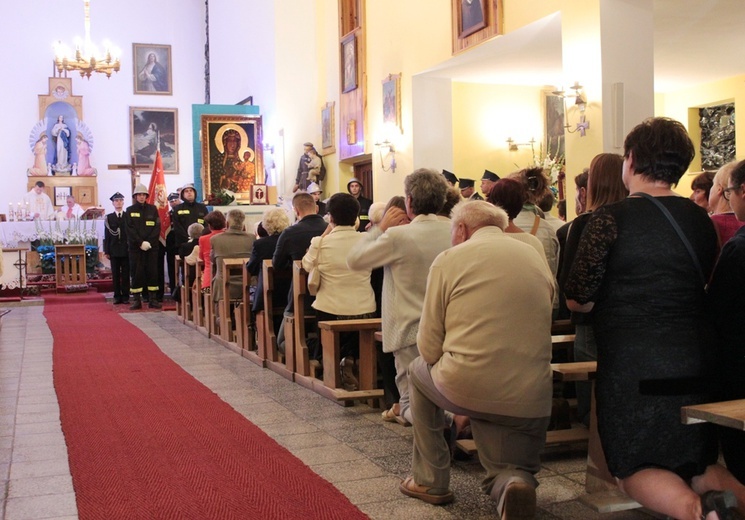 Powitanie ikony MB Częstochowskiej w Korabiewicach