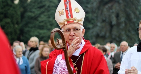 Krzyż, który łączy