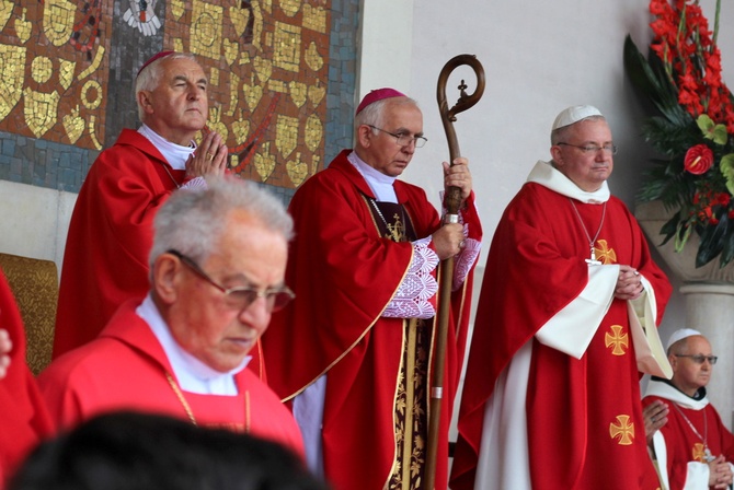 Zakończenie uroczystości odpustowych w Mogile