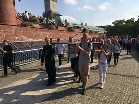 Nabożeństwo Drogi Krzyżowej na Wałach Jasnogórskich