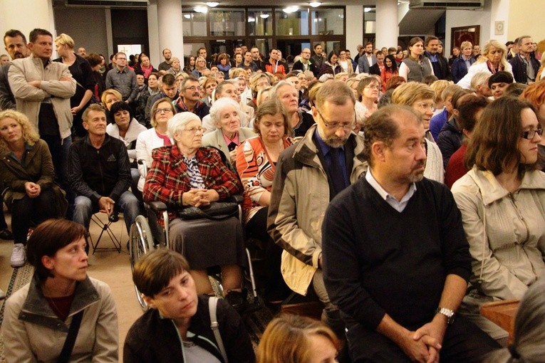 Myrna Nazzour na Bulwarowej