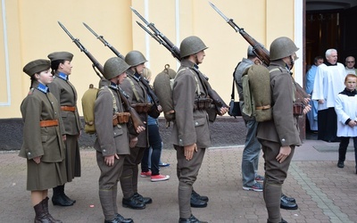 Powitanie ikony MB Częstochowskiej w Mszczonowie