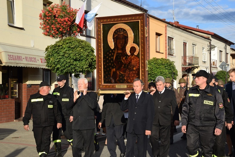 Powitanie ikony MB Częstochowskiej w Mszczonowie