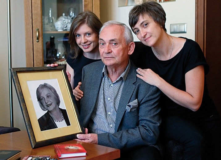 Zosia (od lewej), Tadeusz i Magda ani na chwilę nie odstępowali Anny w ostatnich tygodniach życia.