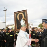 Powitanie MB Częstochowskiej w parafii św. o. Pio w Mszczonowie