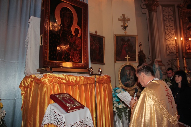 Powitanie ikony MB Częstochowskiej w Radziejowicach