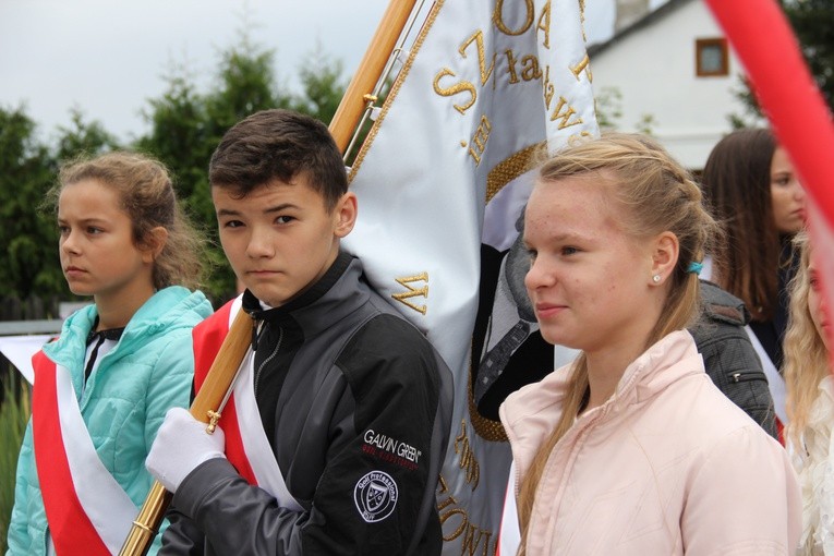 Powitanie ikony MB Częstochowskiej w Radziejowicach