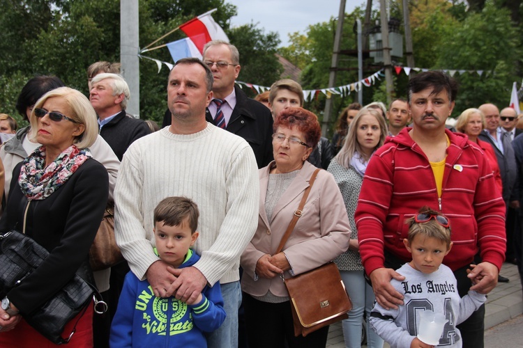 Powitanie ikony MB Częstochowskiej w Radziejowicach