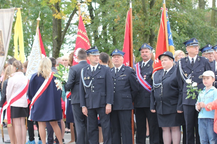 Powitanie ikony MB Częstochowskiej w Radziejowicach