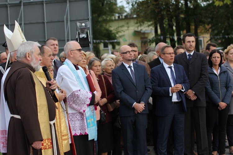 Powitanie ikony MB Częstochowskiej w Radziejowicach