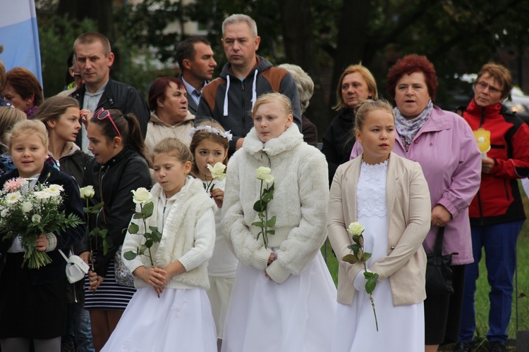 Powitanie ikony MB Częstochowskiej w Radziejowicach