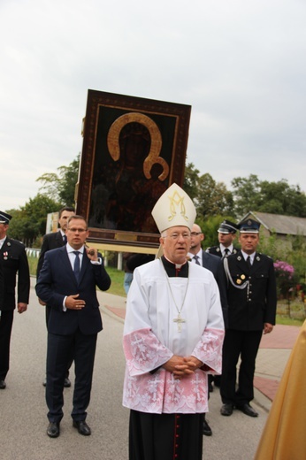 Powitanie ikony MB Częstochowskiej w Radziejowicach