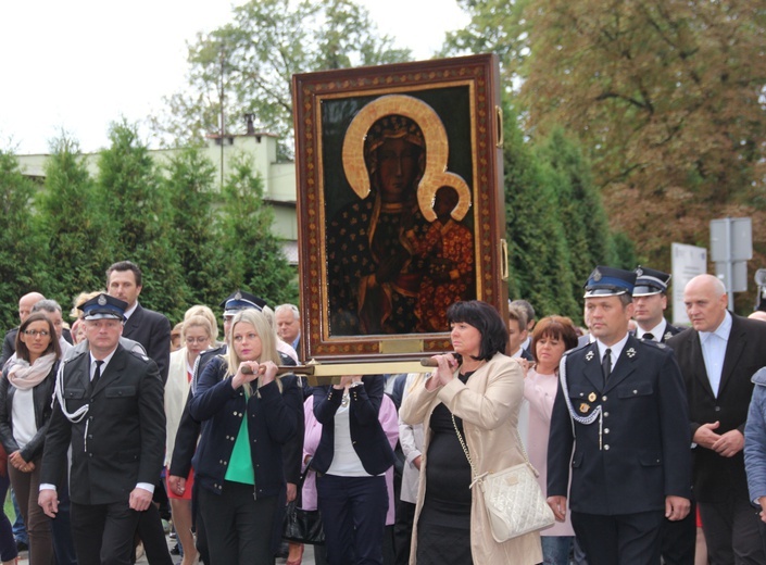 Powitanie ikony MB Częstochowskiej w Radziejowicach