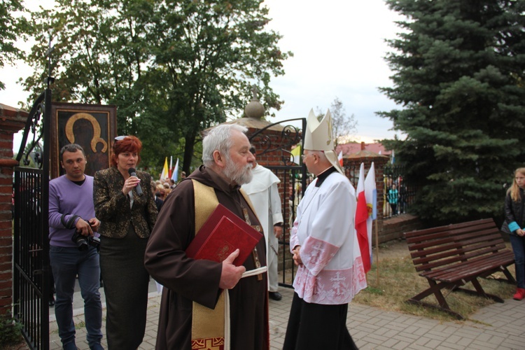 Powitanie ikony MB Częstochowskiej w Radziejowicach