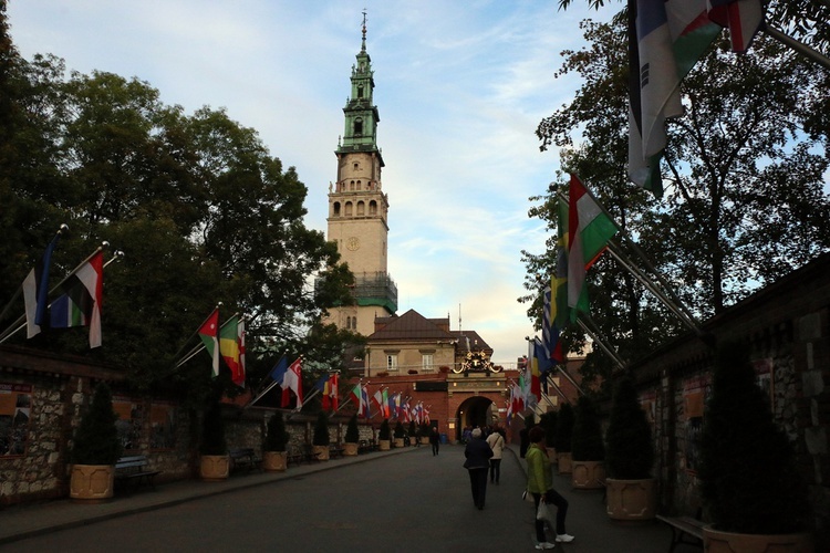 Archidiecezjalna Pielgrzymka Duchowieństwa i Wiernych na Jasną Górę