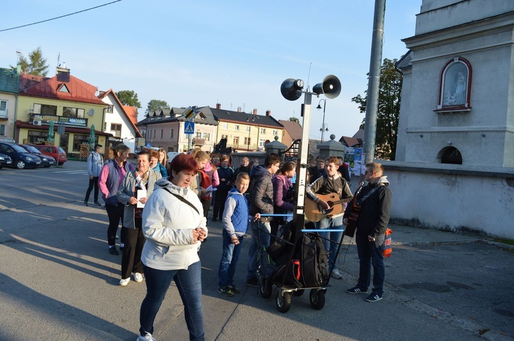 Pielgrzymka z Czarnego Dunajca do Nowego Targu cz.1