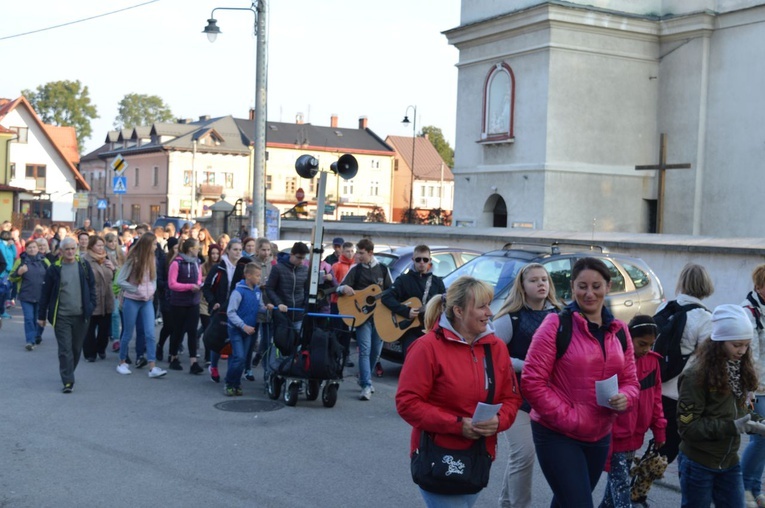 Pielgrzymka z Czarnego Dunajca do Nowego Targu cz.1