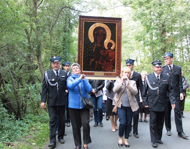 Powitanie ikony MB Częstochowskiej w Skułach