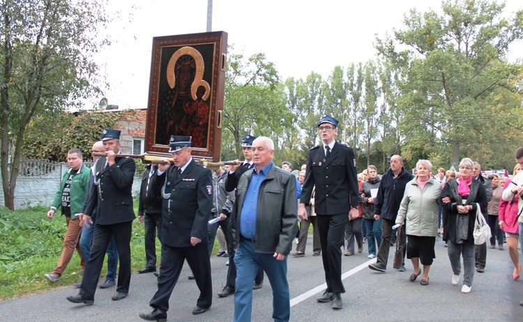 Powitanie ikony MB Częstochowskiej w Skułach