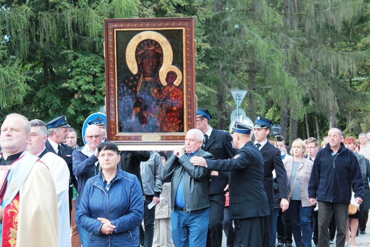 Powitanie ikony MB Częstochowskiej w Skułach