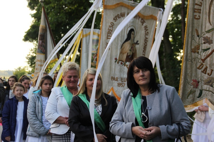 Powitanie ikony MB Częstochowskiej w Lutkówce