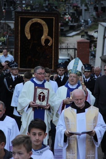 Powitanie ikony MB Częstochowskiej w Lutkówce