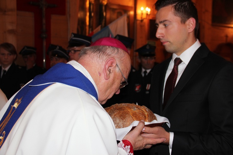 Powitanie ikony MB Częstochowskiej w Lutkówce