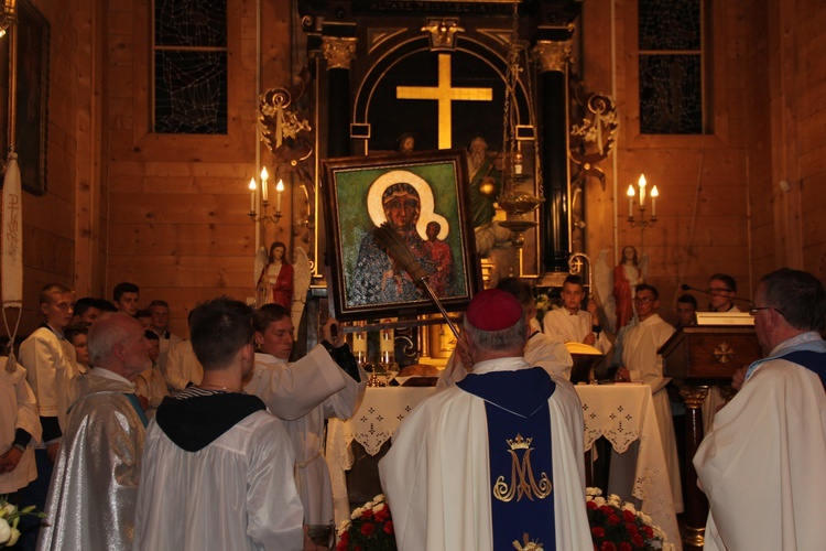 Powitanie ikony MB Częstochowskiej w Lutkówce