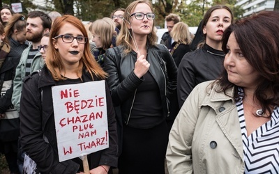 Protesty przeciwko obronie życia