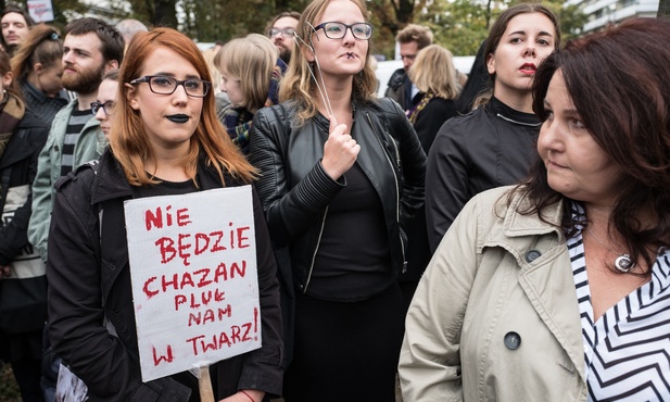 Protesty przeciwko obronie życia