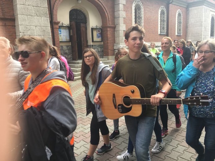 Pielgrzymka z Czarnego Dunajca do Nowego Targu cz.2