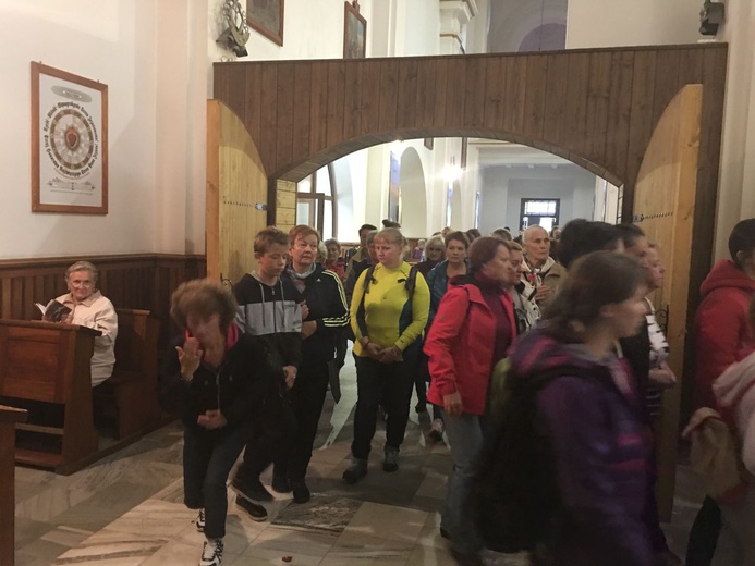 Pielgrzymka z Czarnego Dunajca do Nowego Targu cz.2